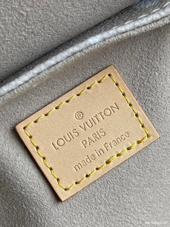 Aaa replica ru LOUIS BACKPACK TINY VUITTON 0811